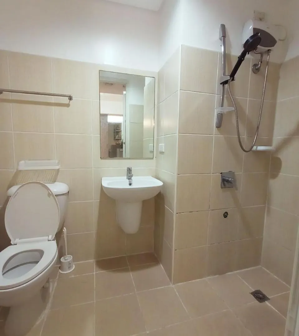 1 Bedroom Condotel Infront Of Us Embassy With Partial Bay View Манила 0*,